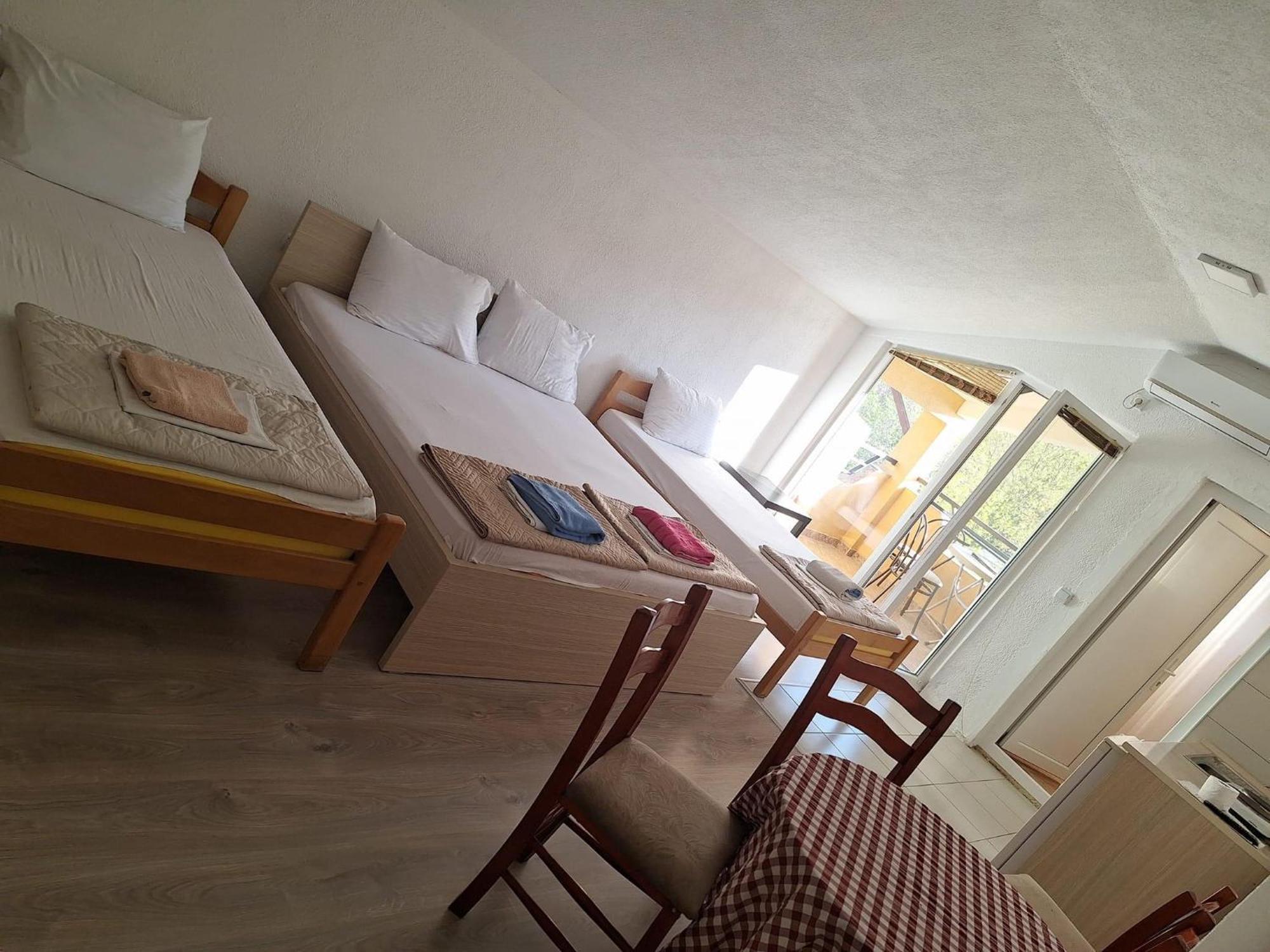 Apartments Ana Dojran エクステリア 写真